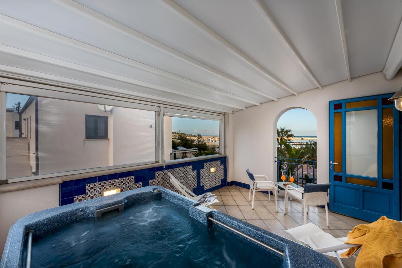 Hotel Ristorante Mediterraneo Faro Сан-Віто-Ло-Капо Екстер'єр фото