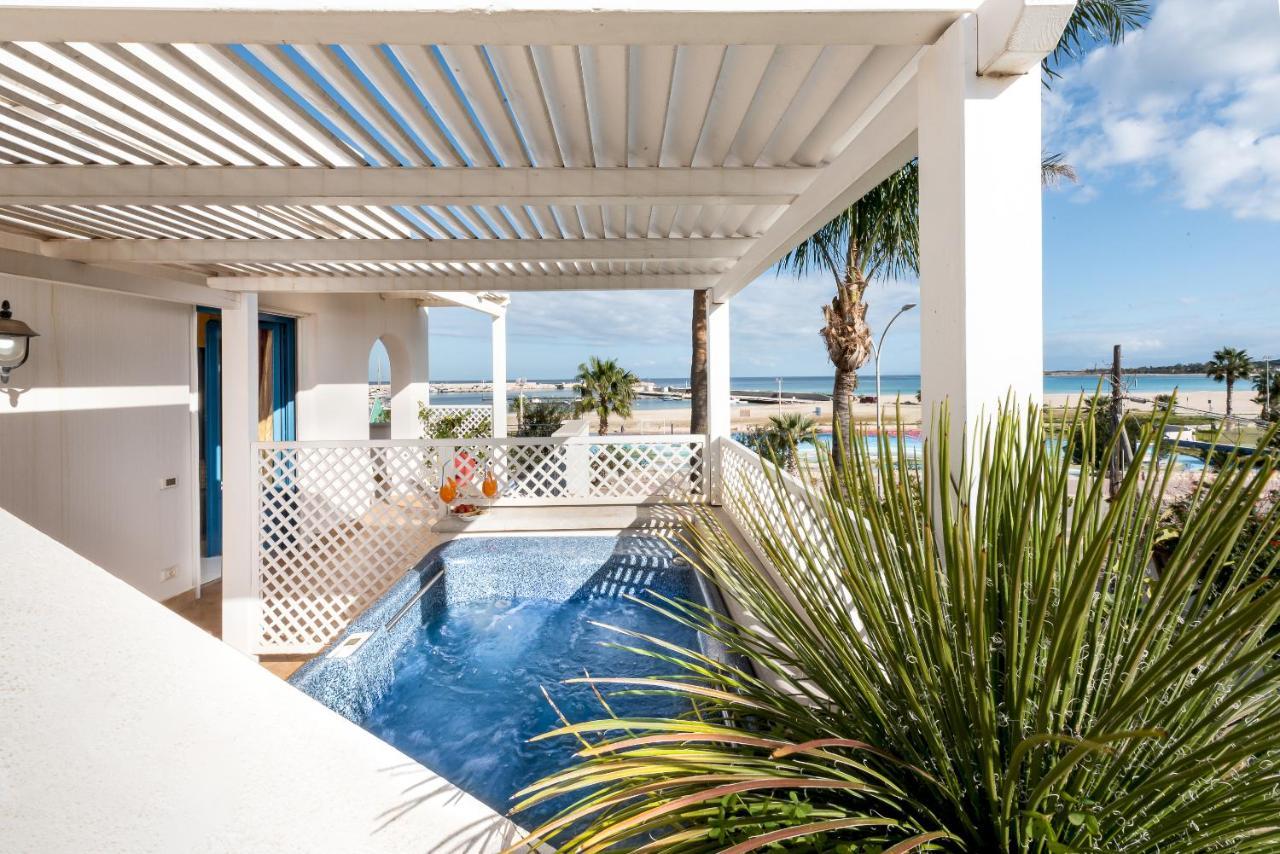 Hotel Ristorante Mediterraneo Faro Сан-Віто-Ло-Капо Екстер'єр фото
