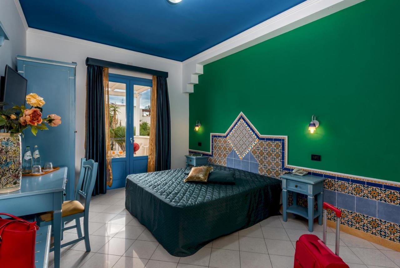 Hotel Ristorante Mediterraneo Faro Сан-Віто-Ло-Капо Екстер'єр фото