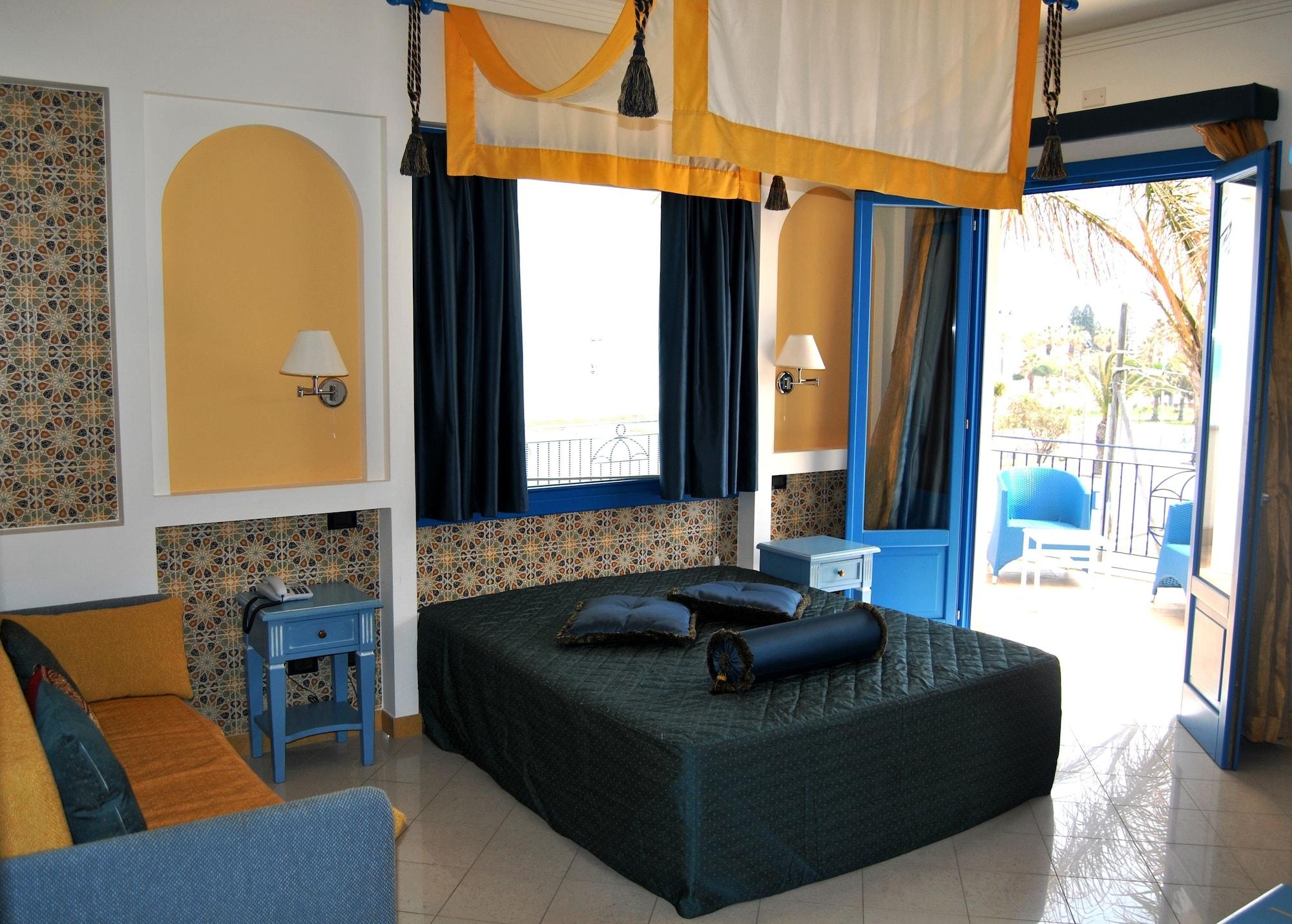 Hotel Ristorante Mediterraneo Faro Сан-Віто-Ло-Капо Екстер'єр фото