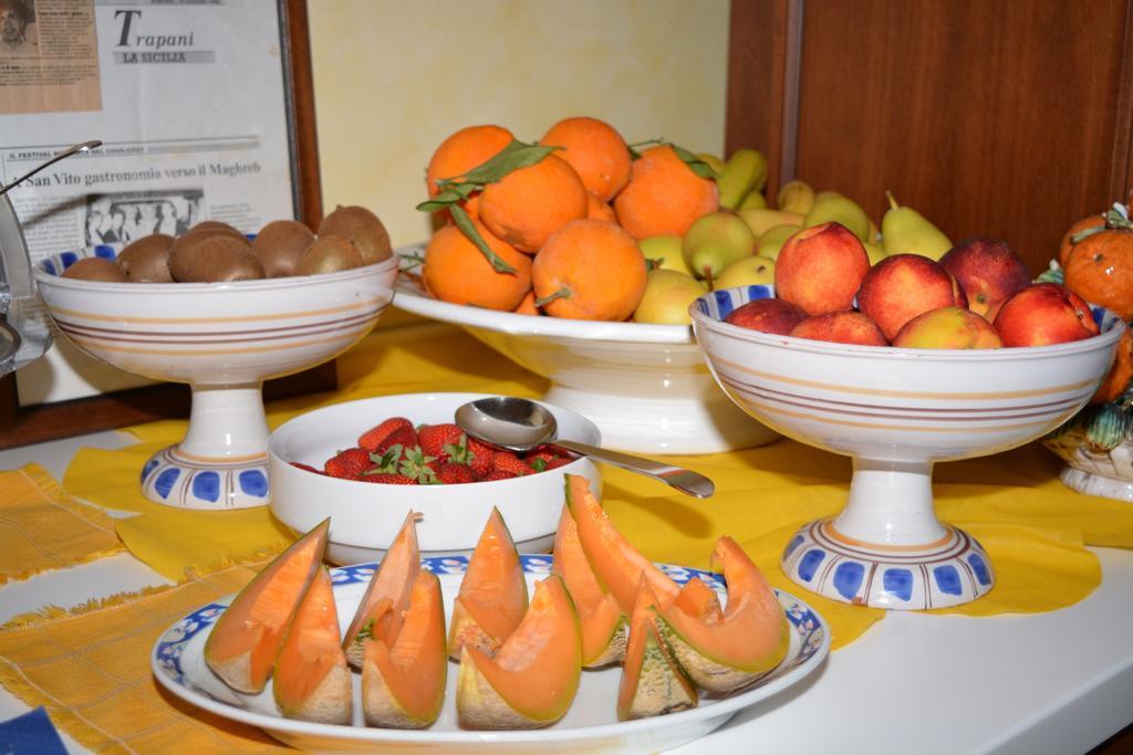Hotel Ristorante Mediterraneo Faro Сан-Віто-Ло-Капо Екстер'єр фото