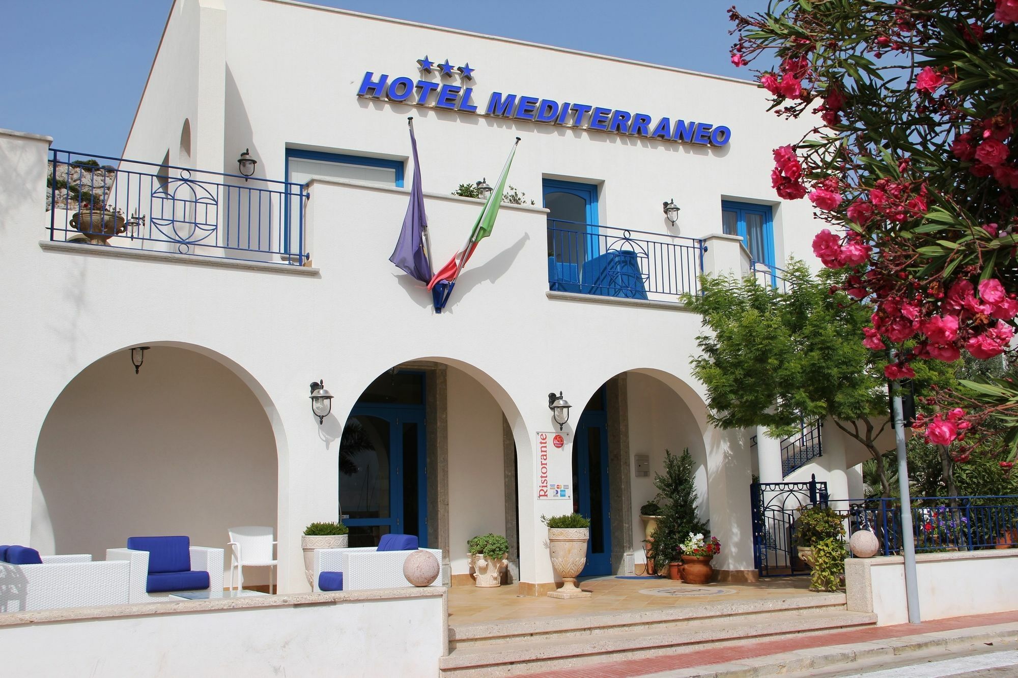Hotel Ristorante Mediterraneo Faro Сан-Віто-Ло-Капо Екстер'єр фото